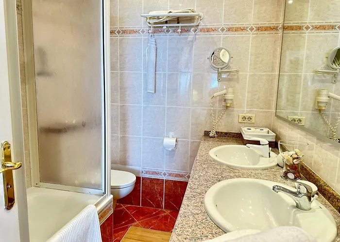 Cocohomes Ikarus Con Jardin Apartament